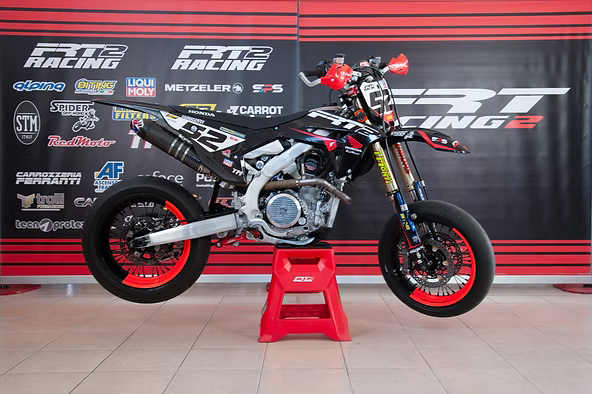 Nuova stagione e nuovi colori per FRT RACING 2